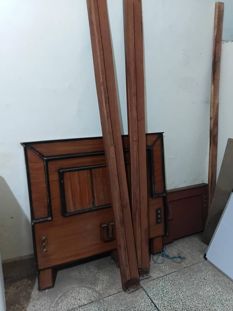 single bed 0