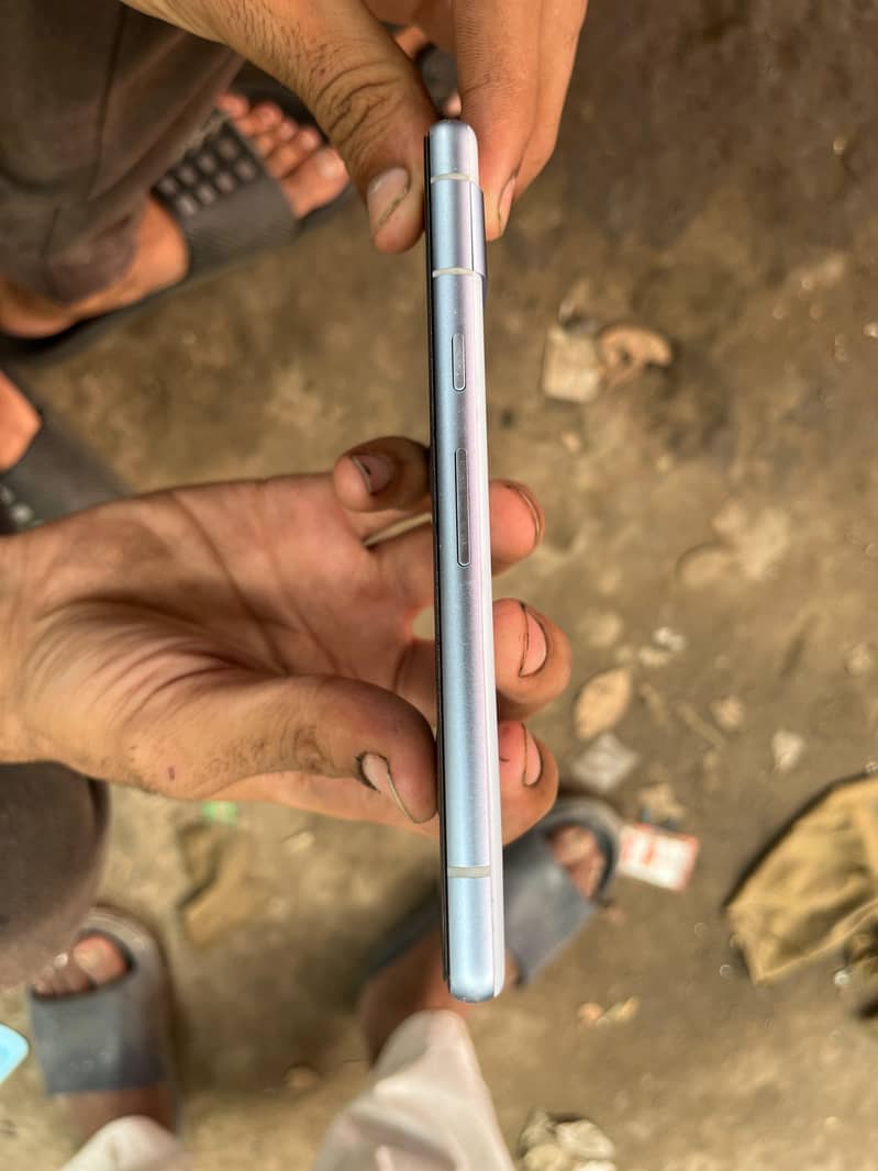 Google Pixel 7a 4