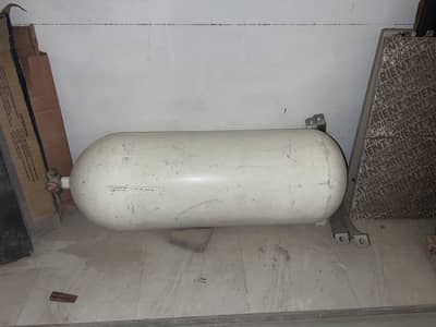 Cng cylinder and kit