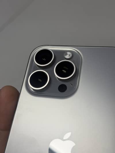 Apple iPhone 15 Pro Max