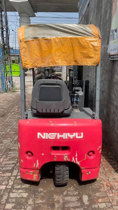 Japanese Nichiyu Electric Forklift 1 Ton,1000 KG,15 Feet ,Japan Forkli