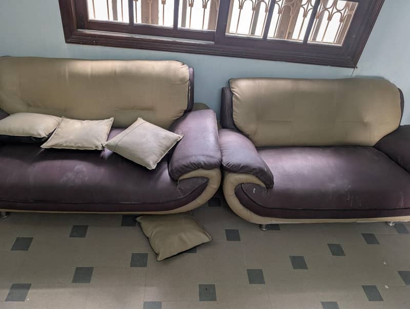 2 seater Sofa Set 1