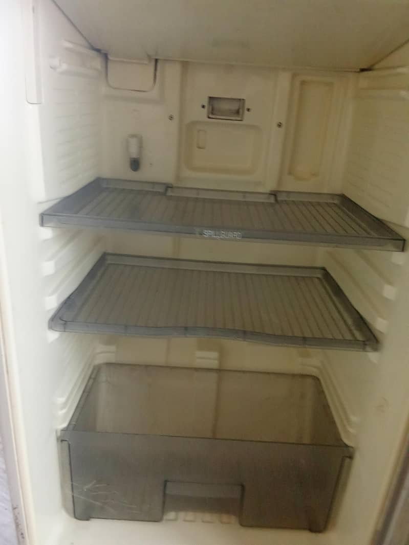 refrigerator 1