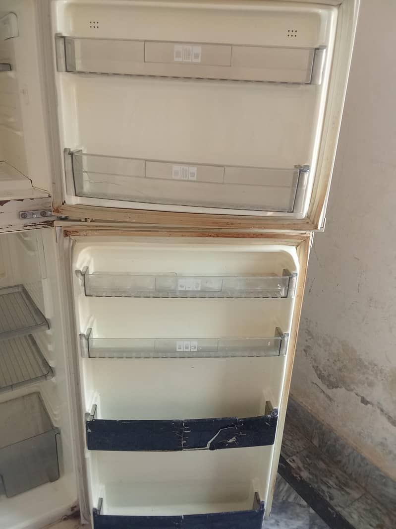 refrigerator 2