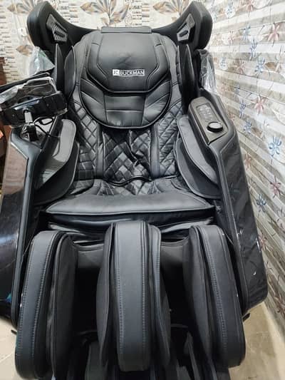 JC Buckman TMC-500 Luxury 4D Massage Chair