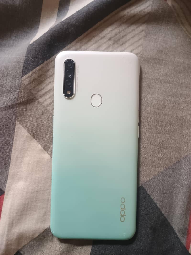 OPPO A31 0