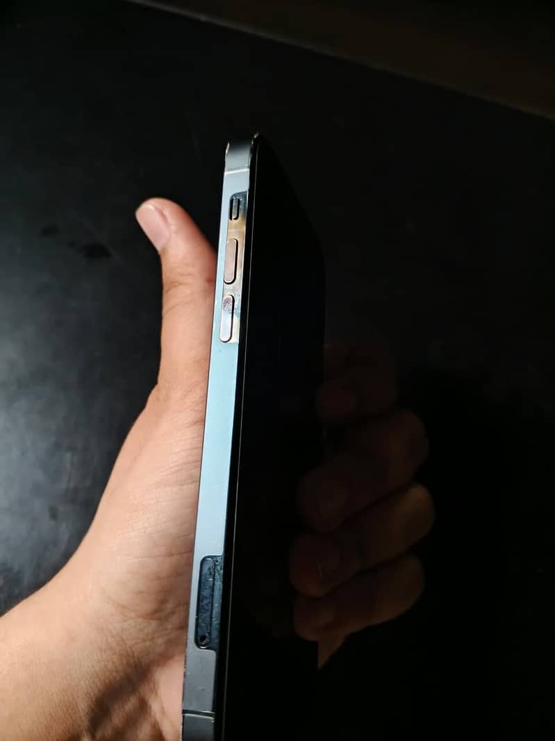 Iphone 12 pro pta approved 4