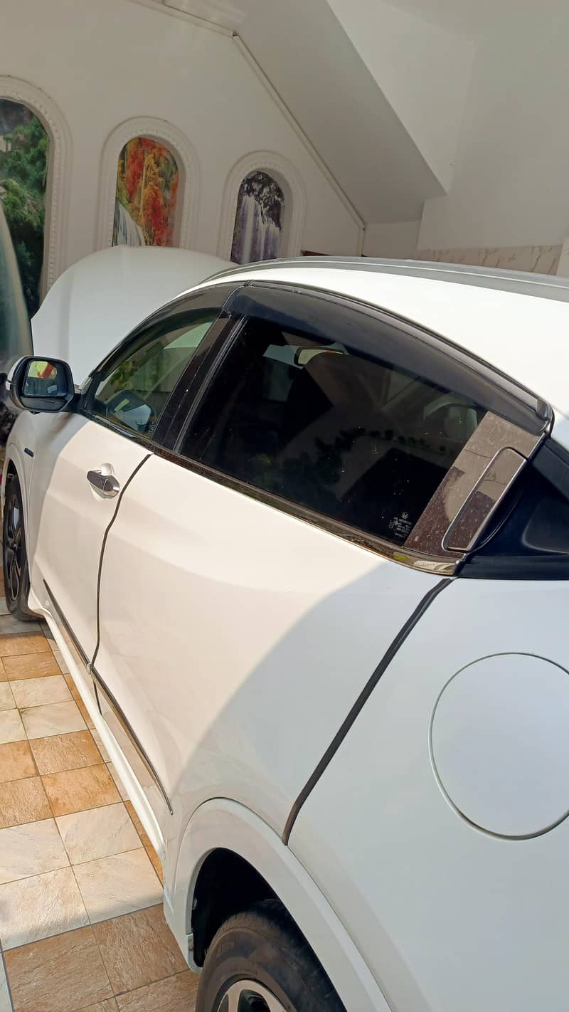 Honda Vezel 2015 3