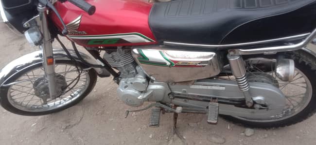 Honda 125. S. . . . . . . model 2023 ha Korangi number 4