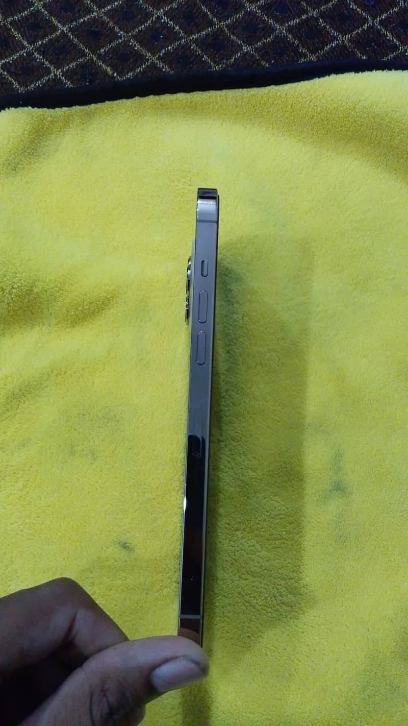 Apple iPhone 12 Pro Max 7