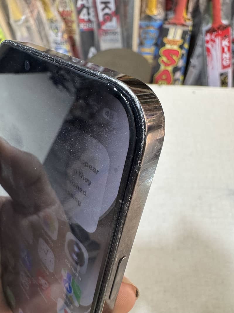Apple iPhone 13 Pro 4