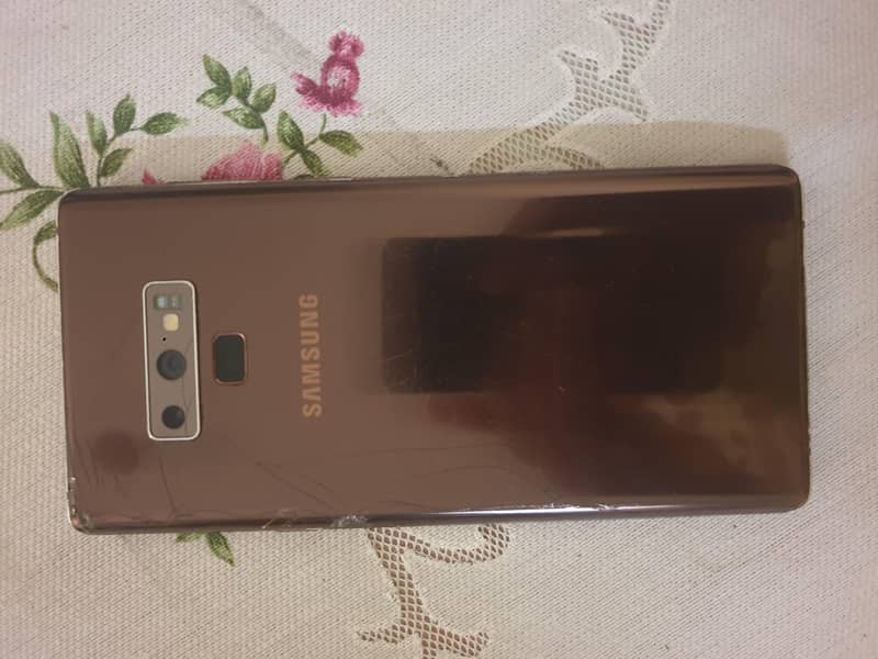 Samsung Mobile Note 9 1