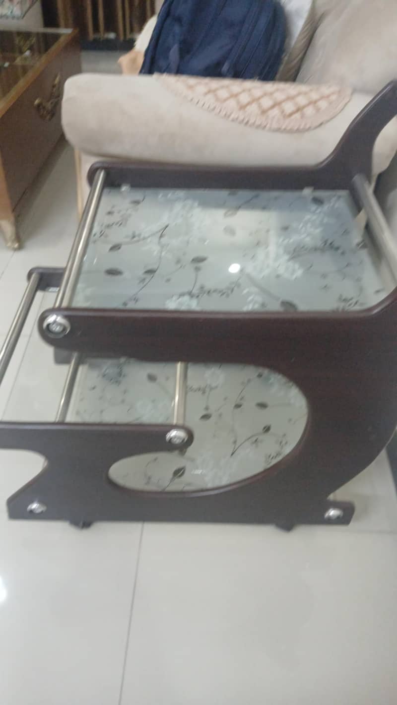 coffee table 0