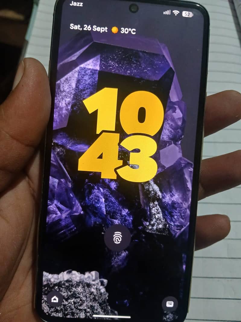 Google Pixel 8 3