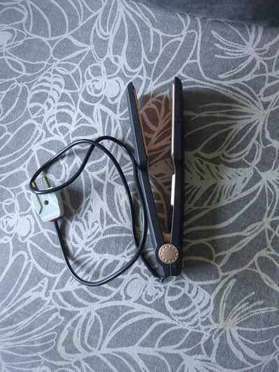 Kemel hair straightener