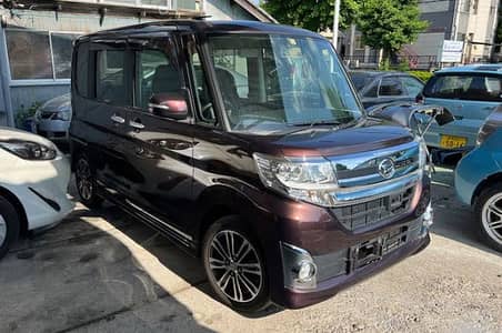 Daihatsu Tanto 2015