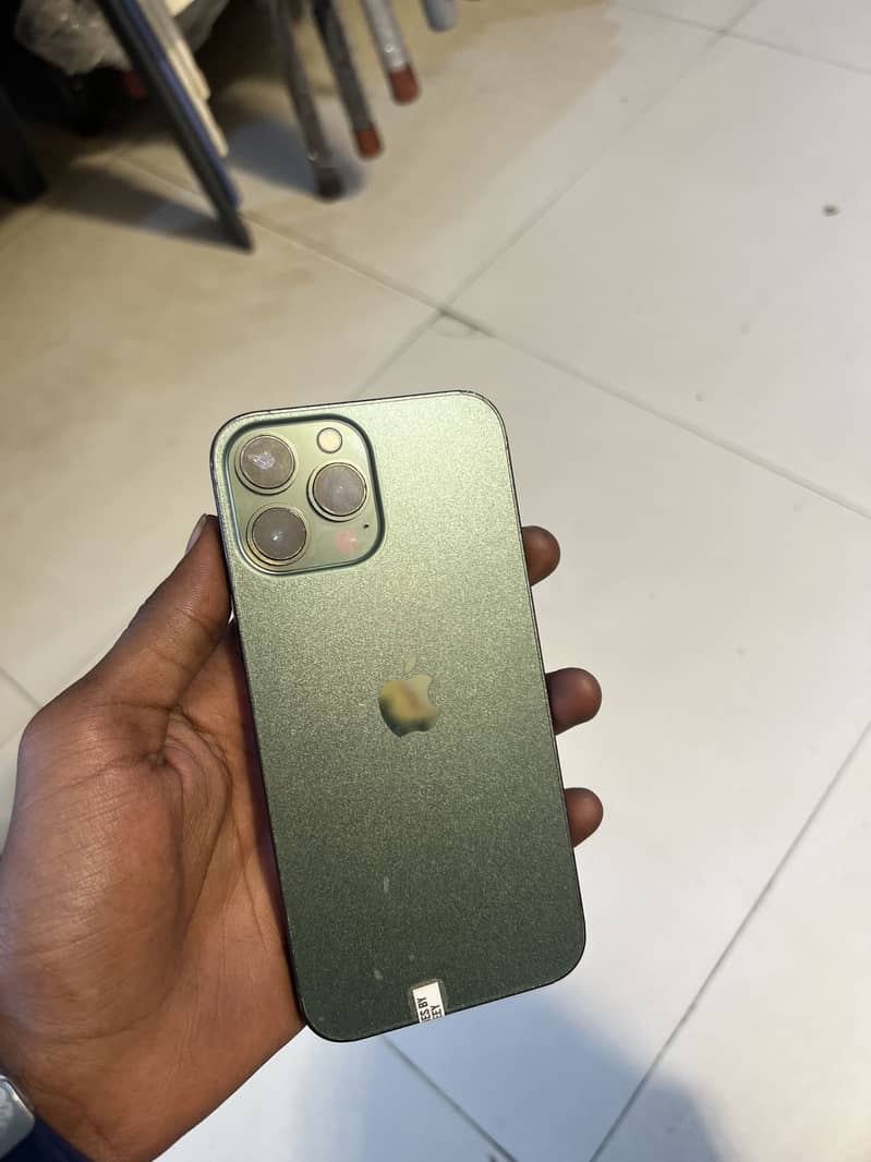 Apple iPhone 13 Pro Max 6