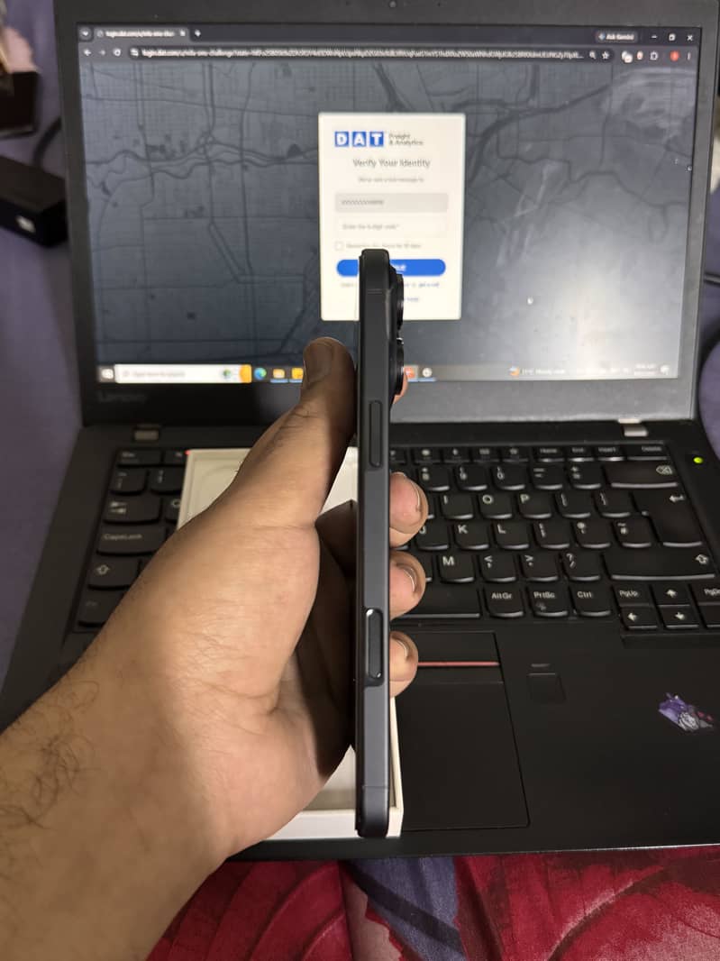 Apple iPhone 16 Pro Max 6