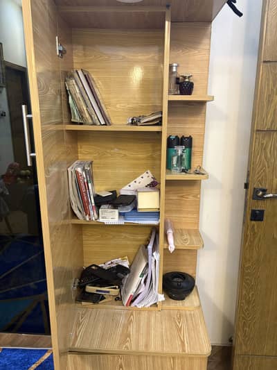 Dressing table