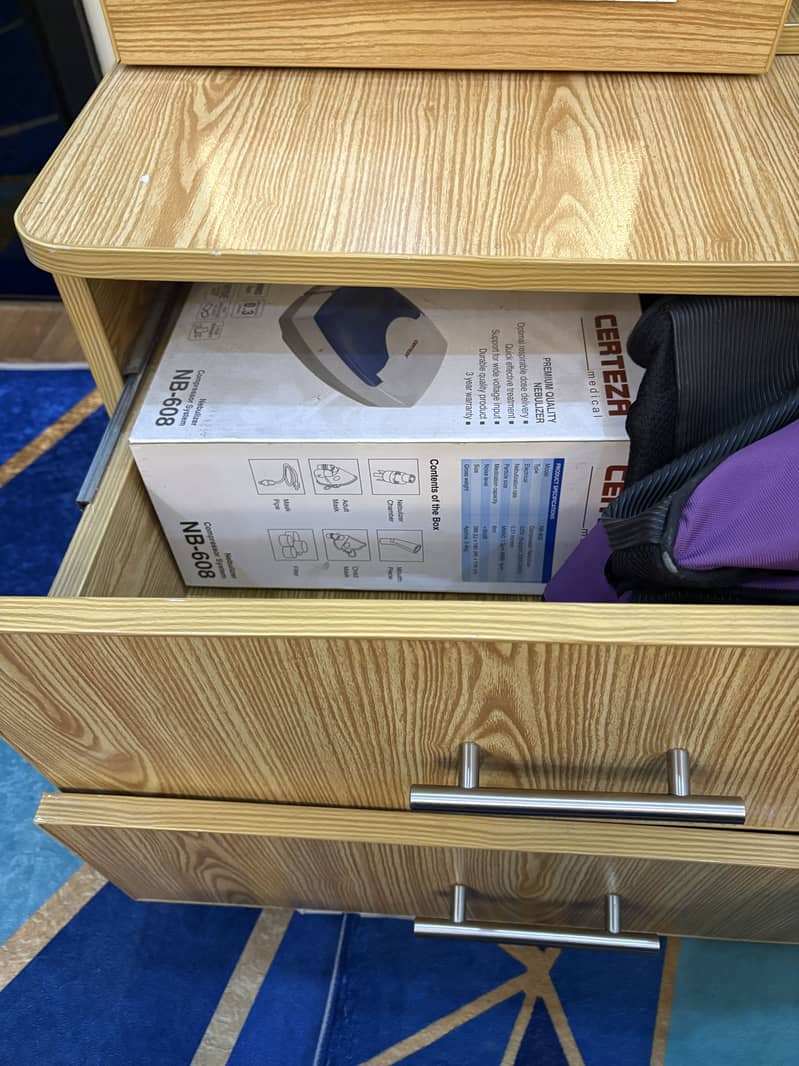 Dressing table 3