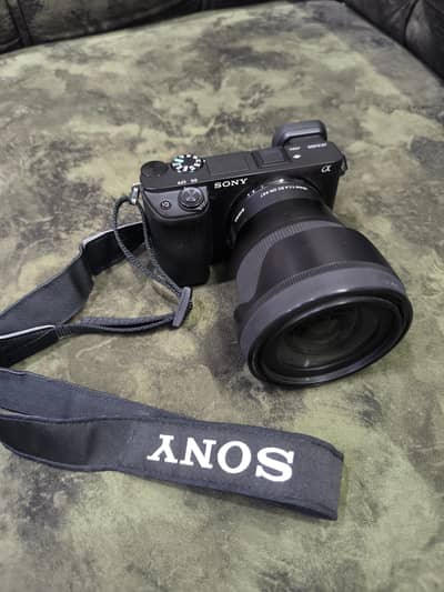 Sony a6400 with Sigma 16mm 1.4 lens