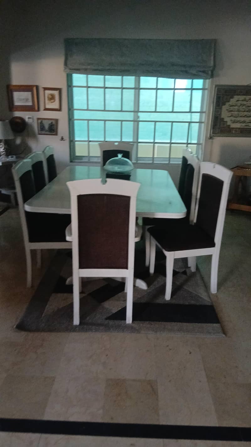 Dining table with 8 chairs 1