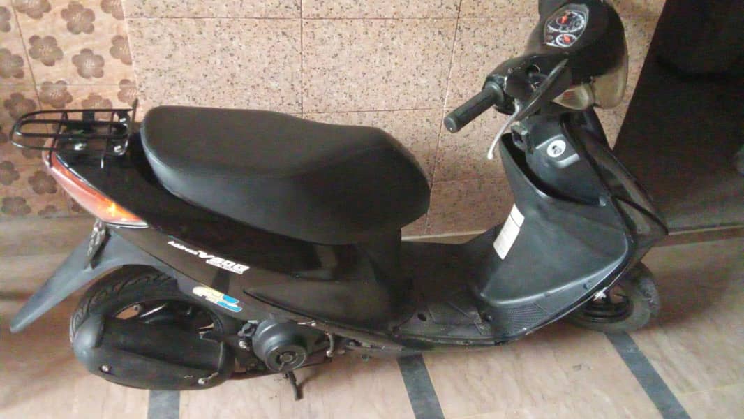 Scooty 1