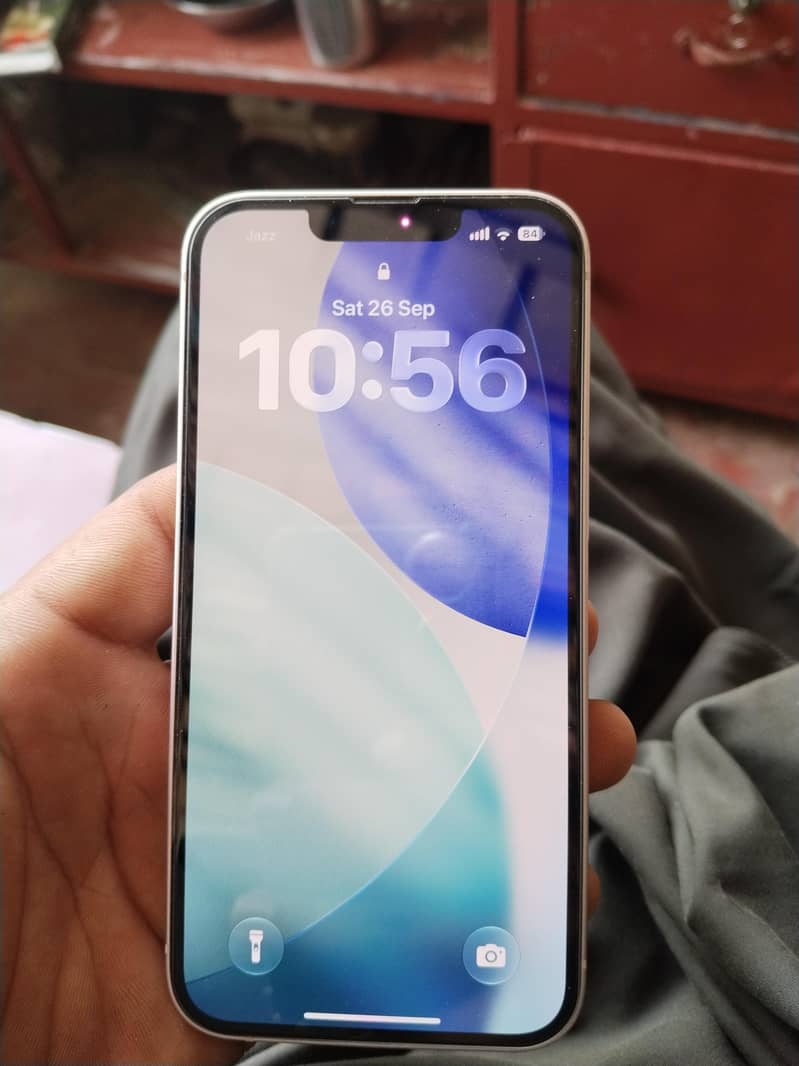 Apple iPhone 13 3