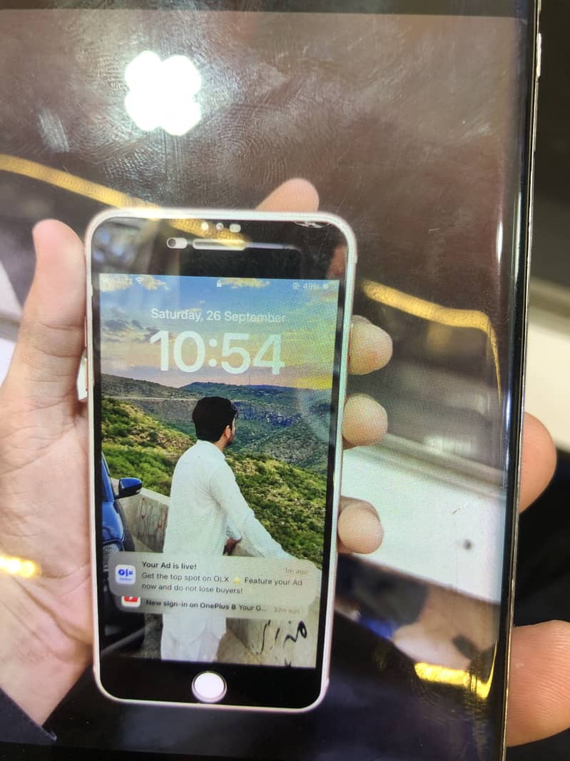Apple iPhone 8 Plus 2