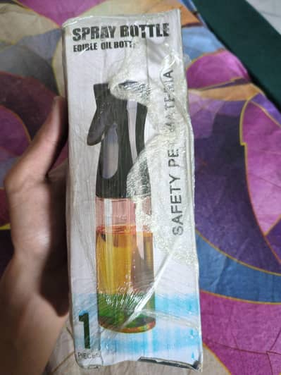spray bottle for liquid (oil)