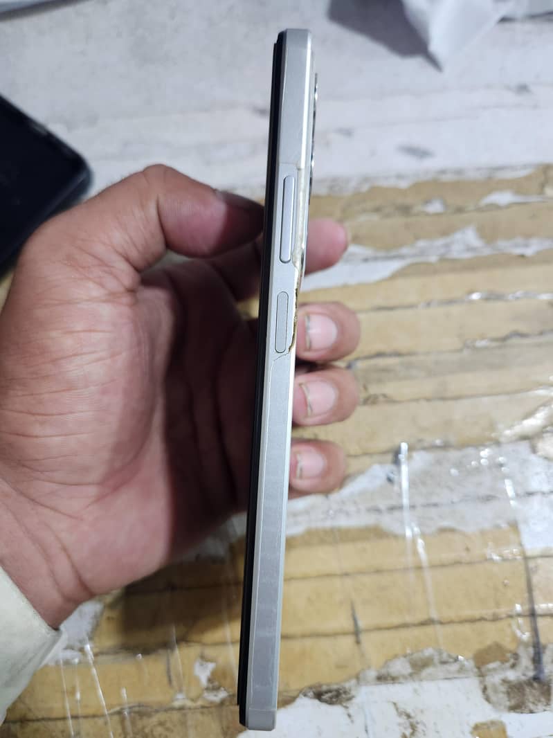 Realme C71 1