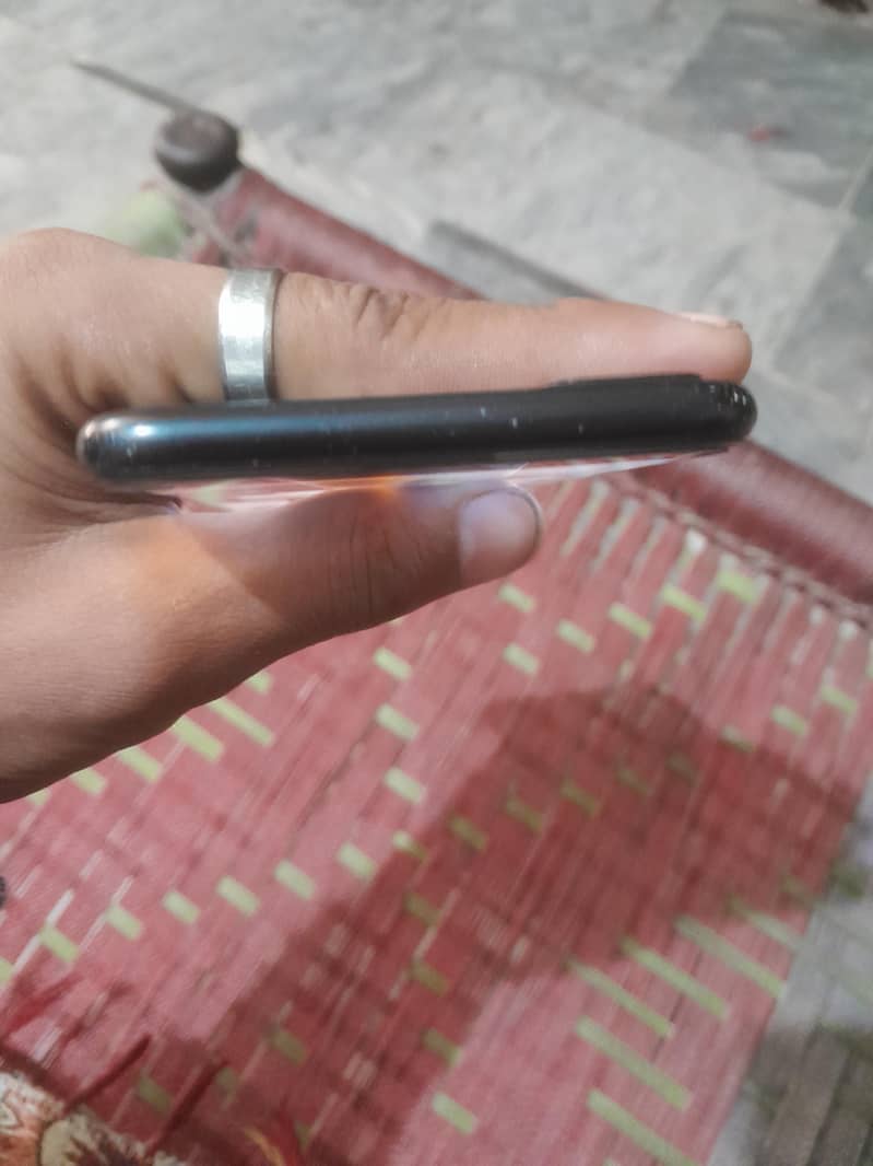 Apple iPhone 7 Plus 5