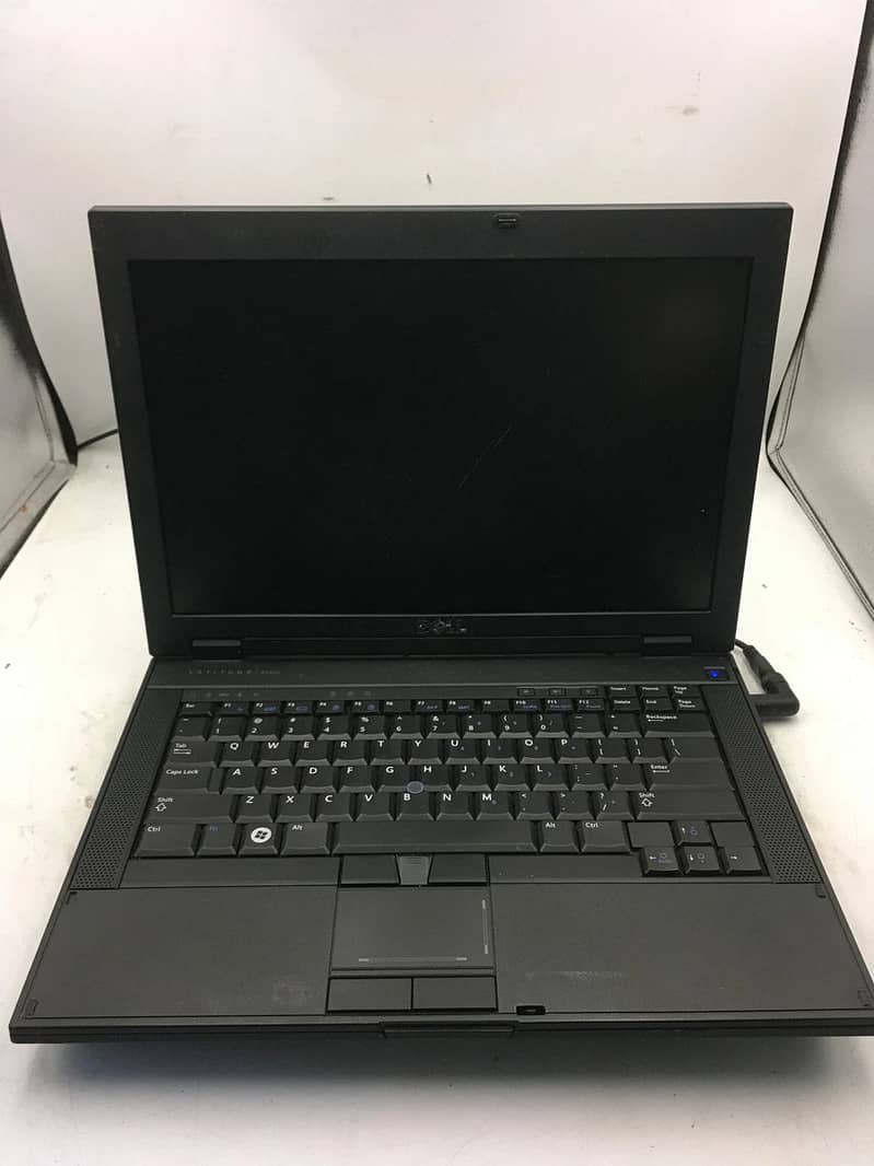 Dell Latitude E5400 0