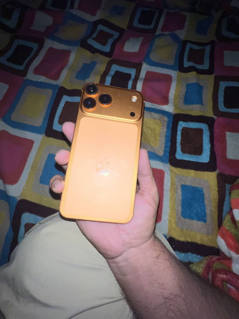 Apple iPhone 17 Pro Max 0