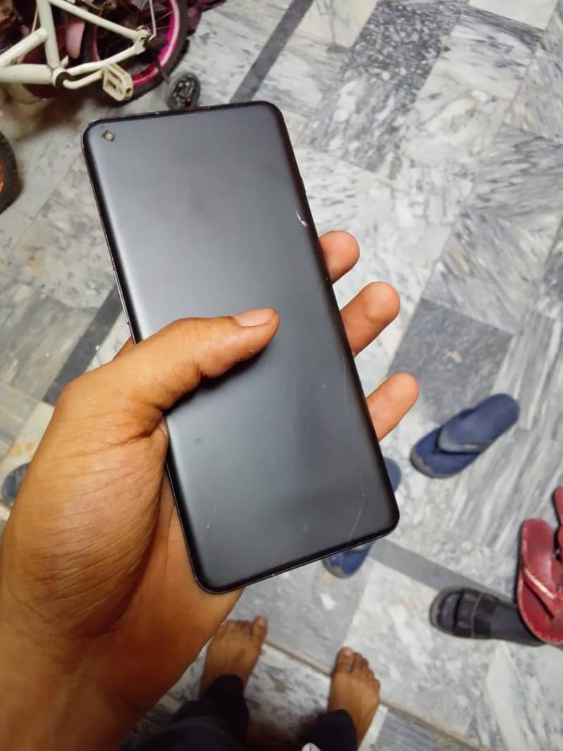 One Plus 10 Pro 4