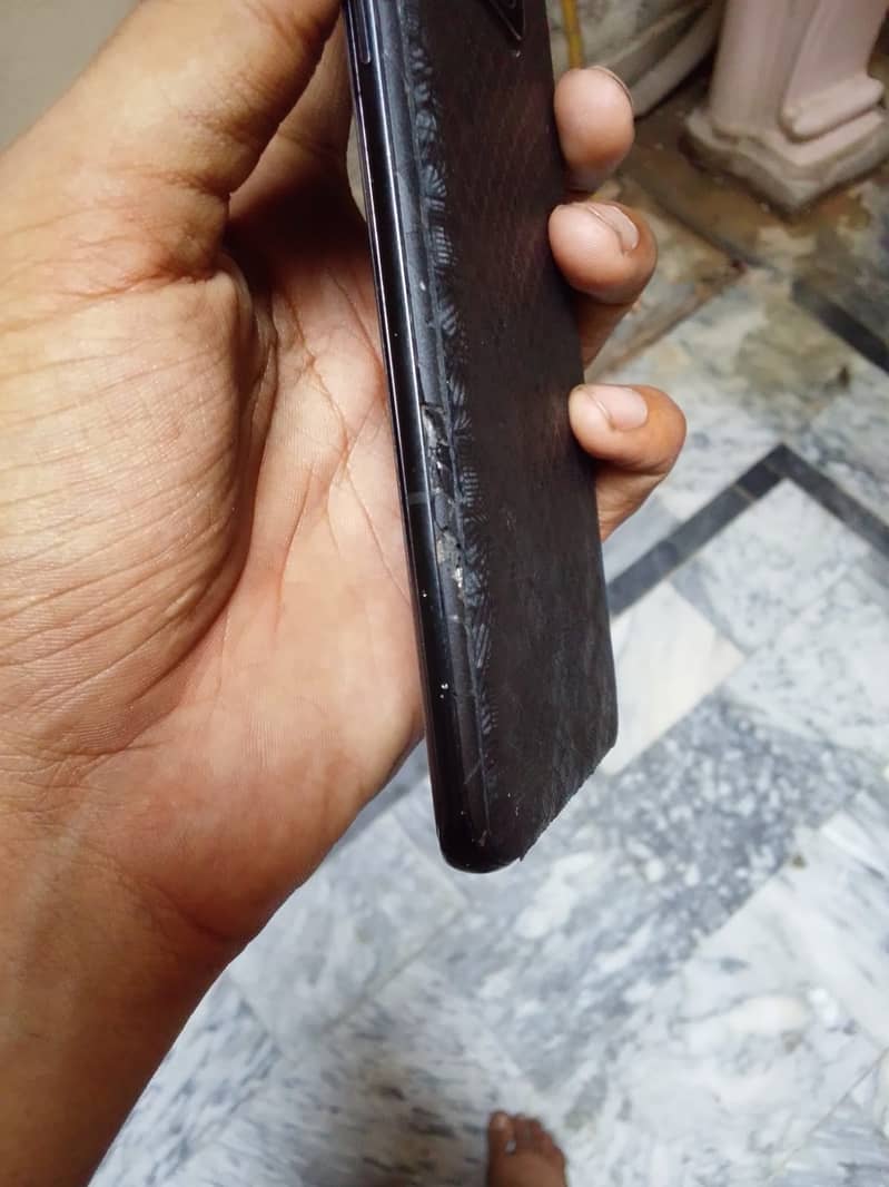 One Plus 10 Pro 5