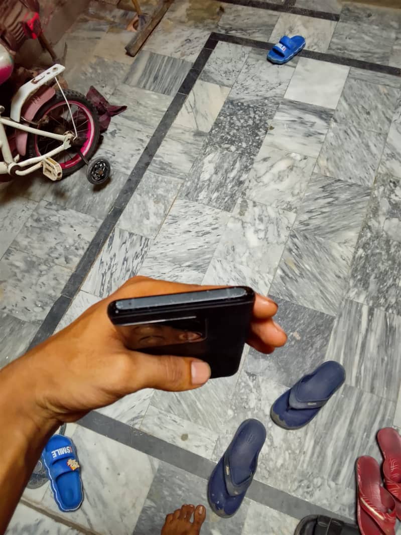 One Plus 10 Pro 6