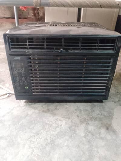 window AC