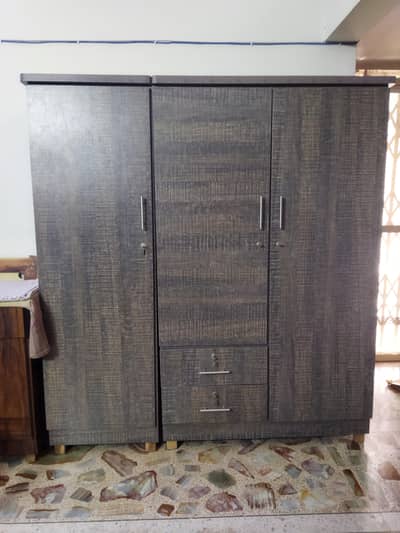 3 Door Wardrobe - 2 + 1 Compact - Grey Color