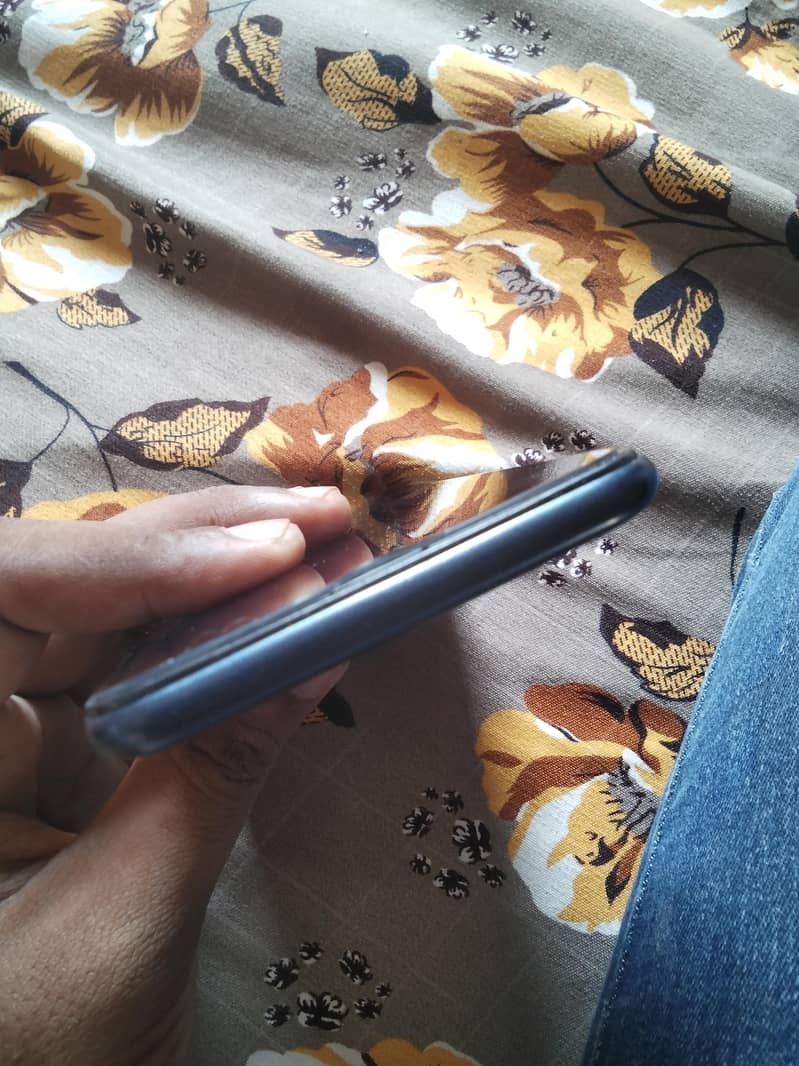 OPPO A12 4