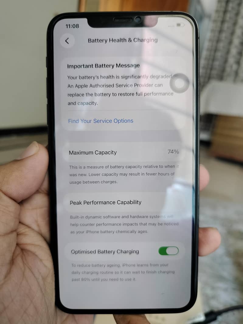 IPhone 11 pro max 4
