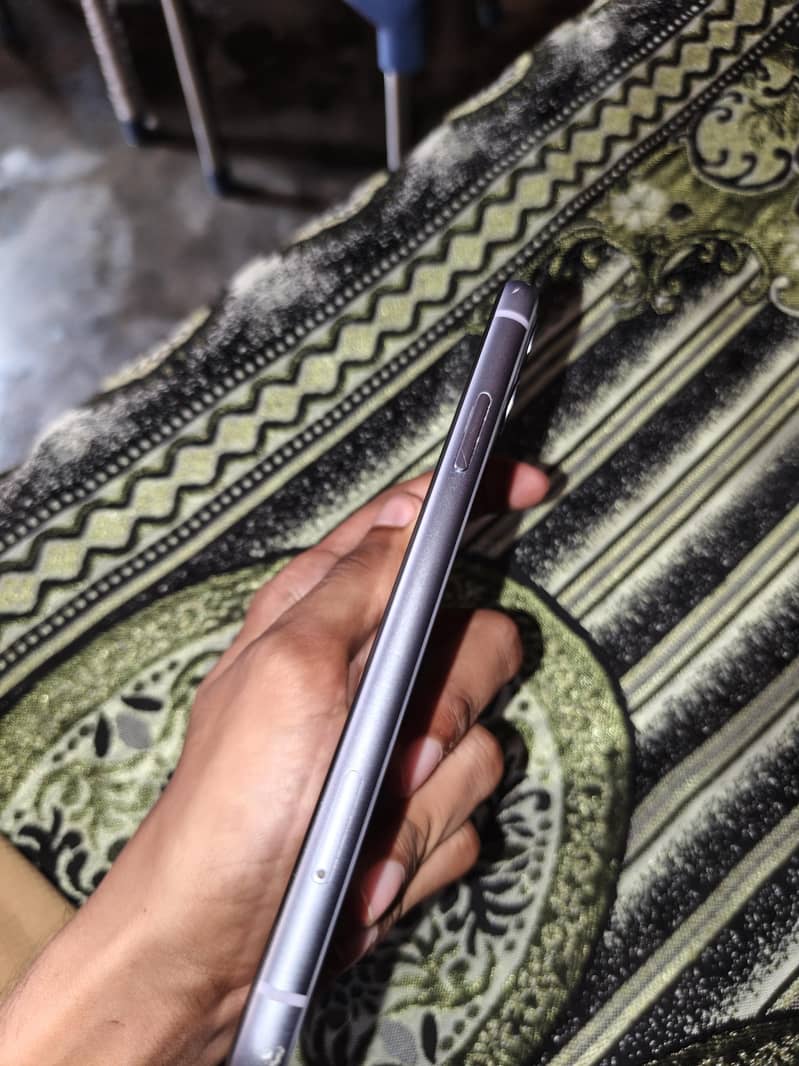 Apple iPhone 11 2