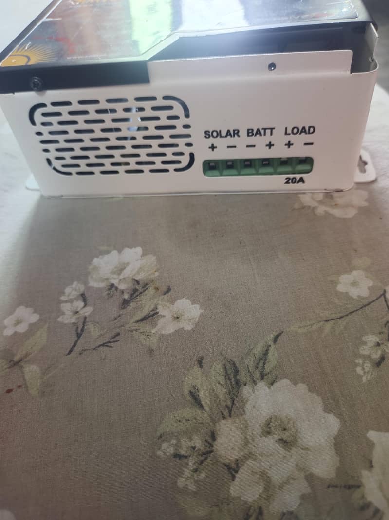 Solar Charge Controller 2