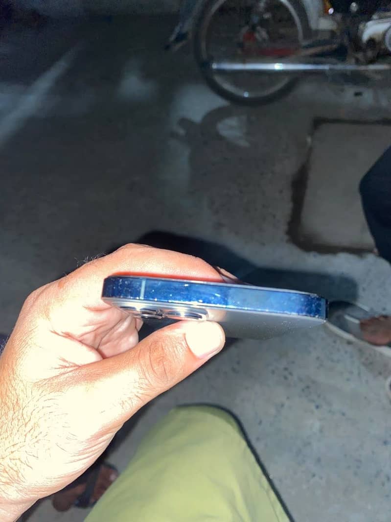 Apple iPhone 12 Pro Max 0