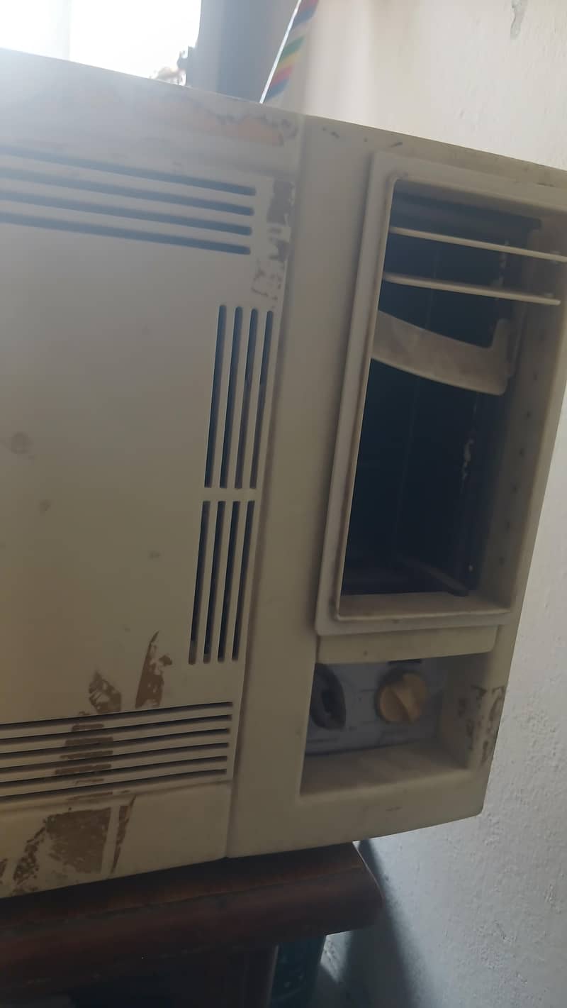used window AC 2