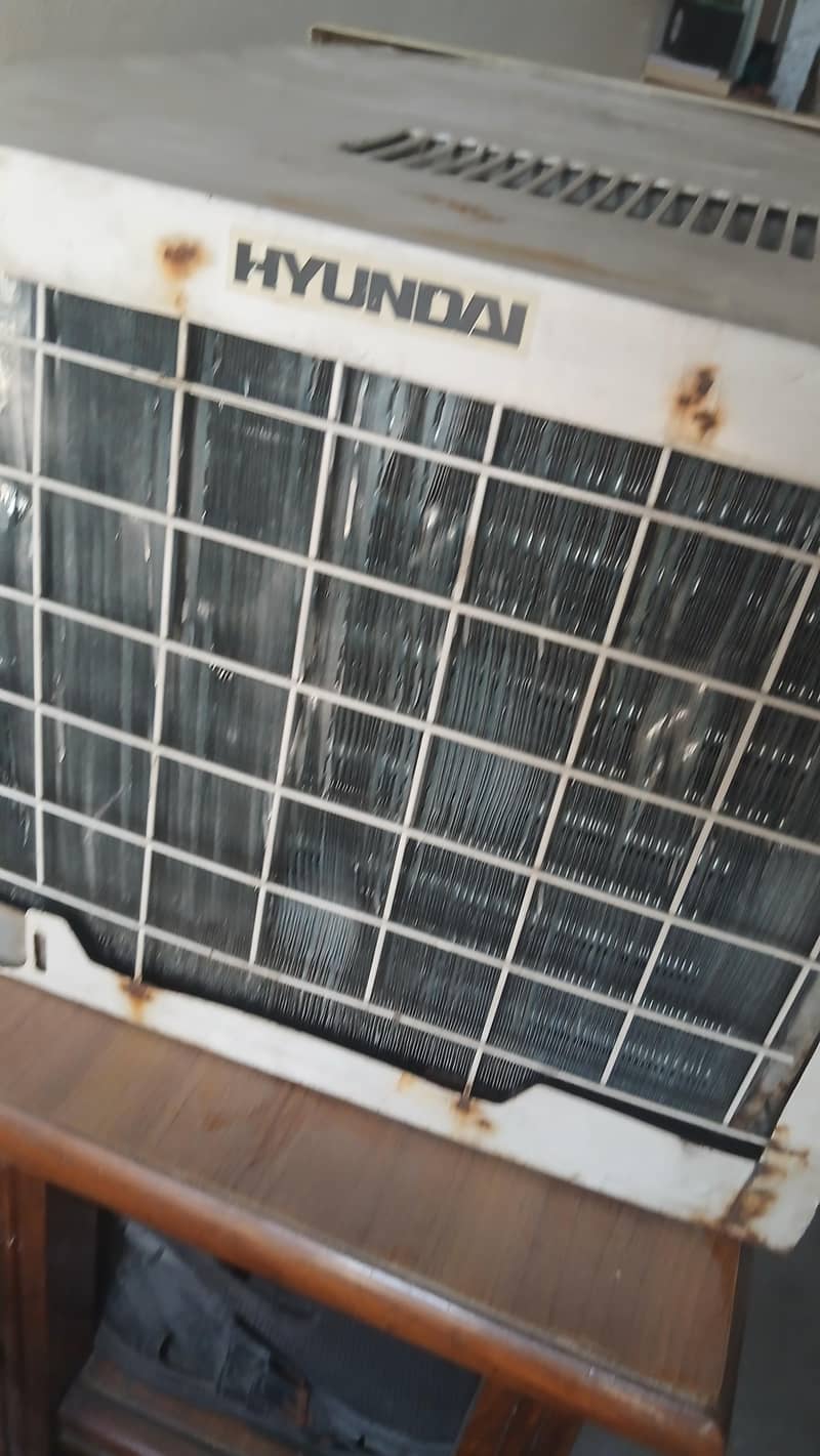 used window AC 3