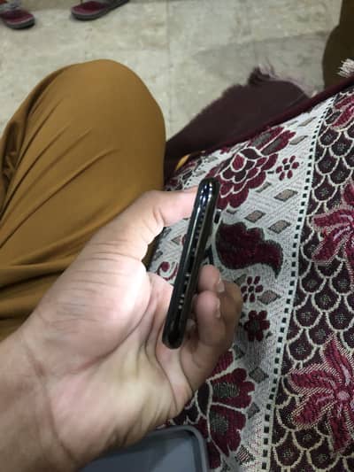 Apple iPhone XS