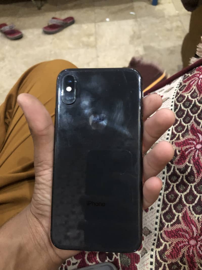 Apple iPhone XS 1