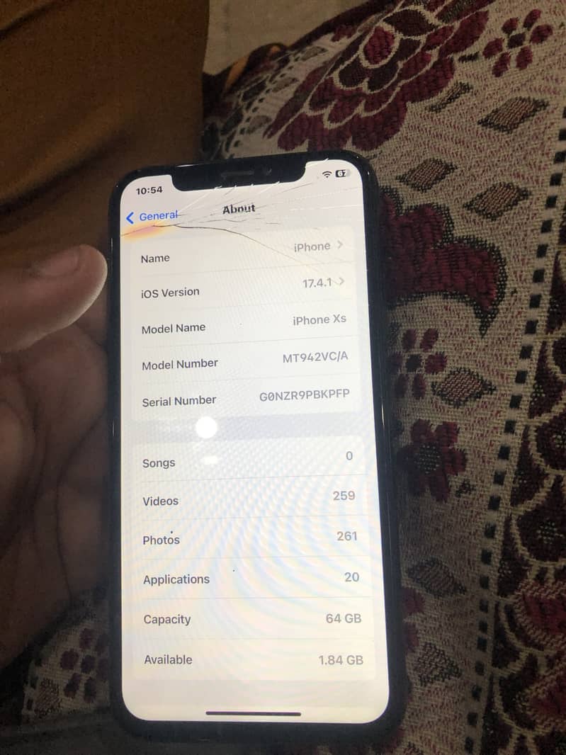 Apple iPhone XS 3
