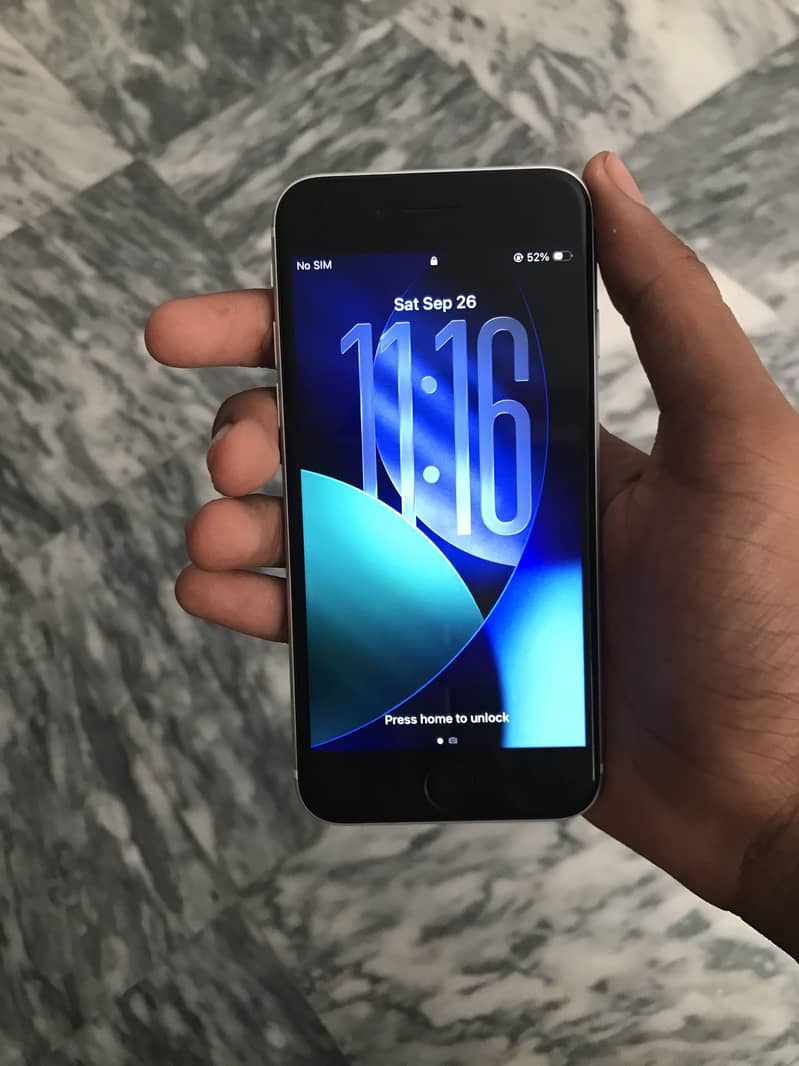 Apple iPhone SE 1
